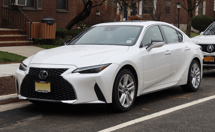 2021 Lexus IS