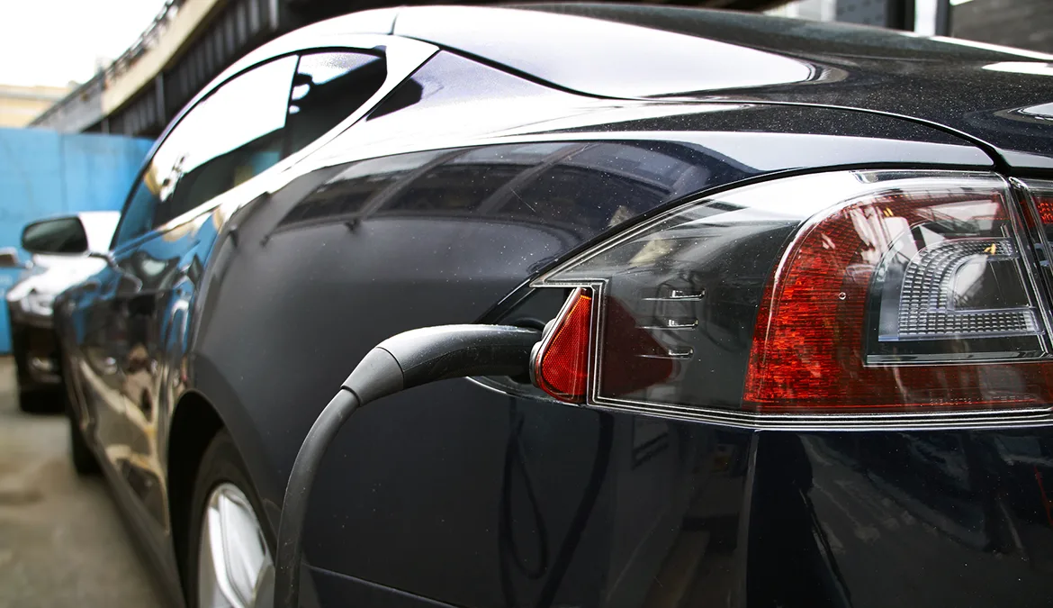 5 Things to Know Before Buying a Salvage or Used Tesla