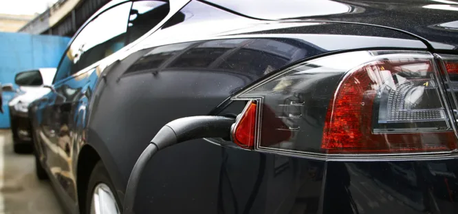 5 Things to Know Before Buying a Salvage or Used Tesla