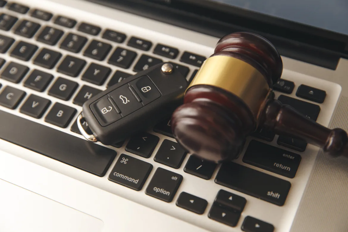 Top Reasons to Buy a Salvage Car from Online Auctions