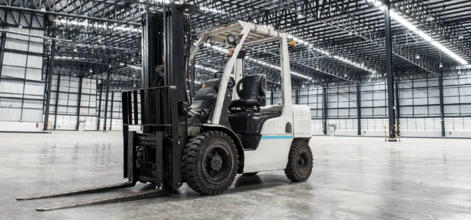 Buying a Used Forklift from Industrial Equipment Auctions? Read this first!