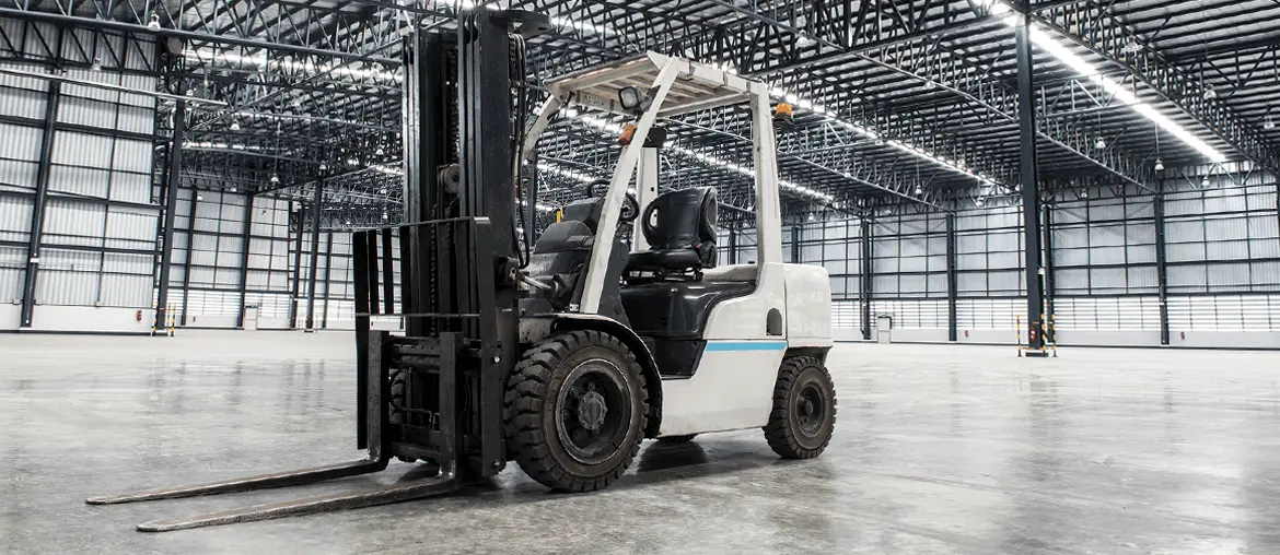 Buying a Used Forklift from Industrial Equipment Auctions? Read this first!