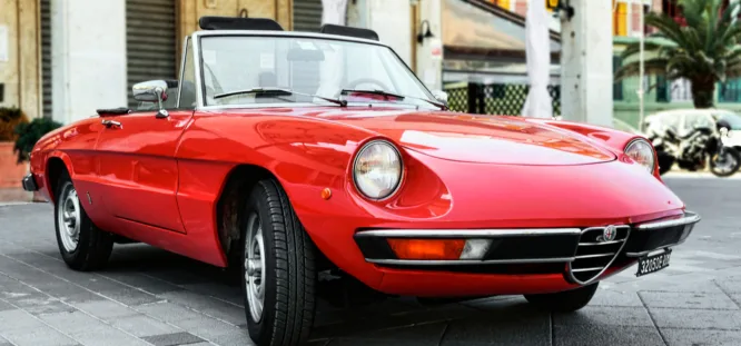 4 Popular Convertibles You Can Find at Classic Car Auctions