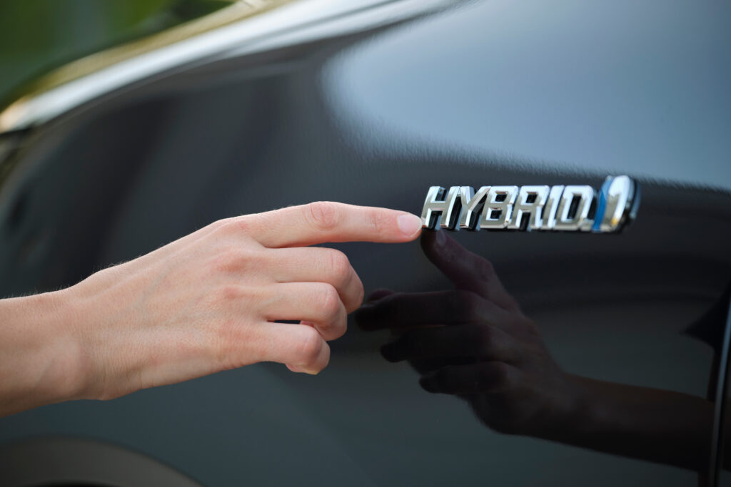 Hybrid SUVs to Watch Out for in 2023