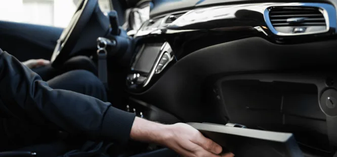 What Should You Have in Your Car Glove Compartment?