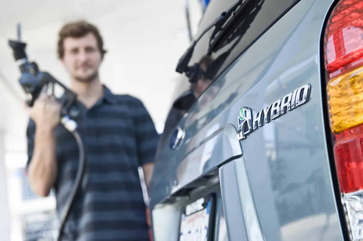 Top 7 Mistakes In Operating a Hybrid Vehicle