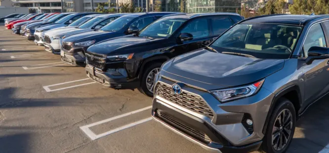 9 SUVs With the Best Gas Mileage to Look for at Salvage Auctions