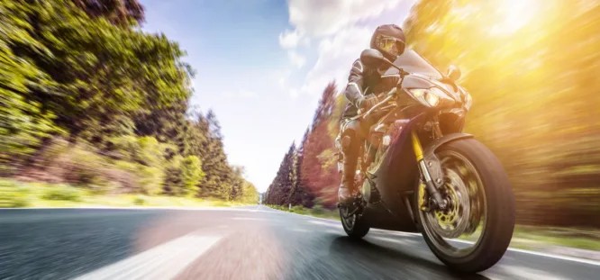 4 Popular Motorcycles You Can Bid On Today