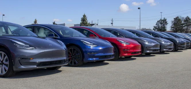 5 Reasons to Buy a Pre-Owned Electric Car