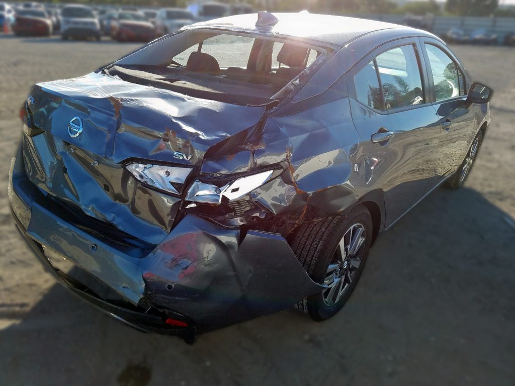 Nissan Versa for parts