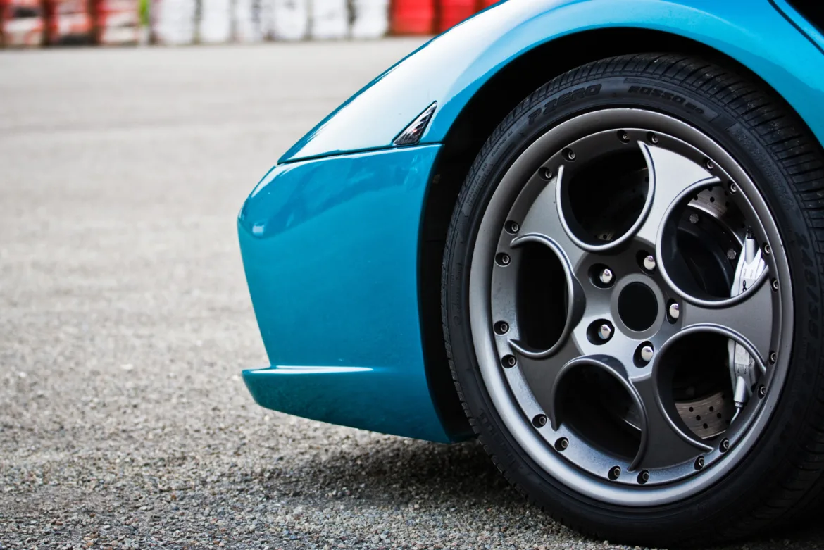 Salvage Supercars at Auction on AutoBidMaster
