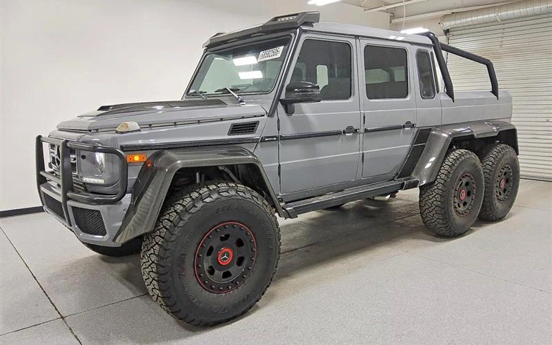A 2017 Mercedes-AMG G 63 6x6 Heads to Copart Phoenix