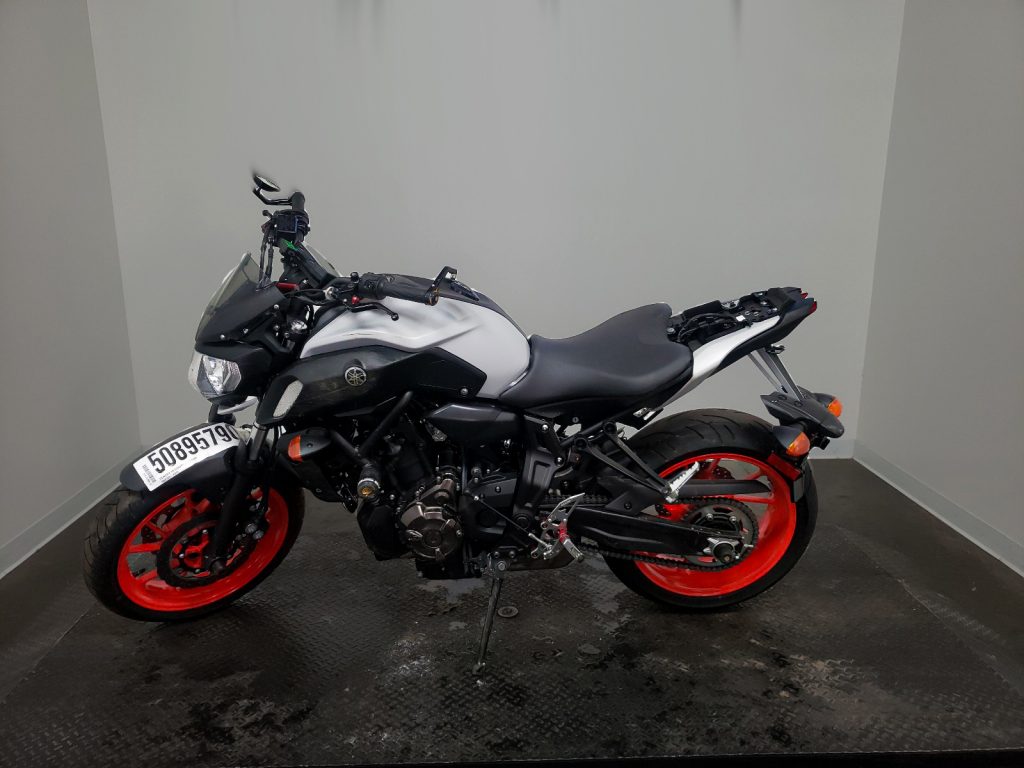 commuter bikes yamaha mt07